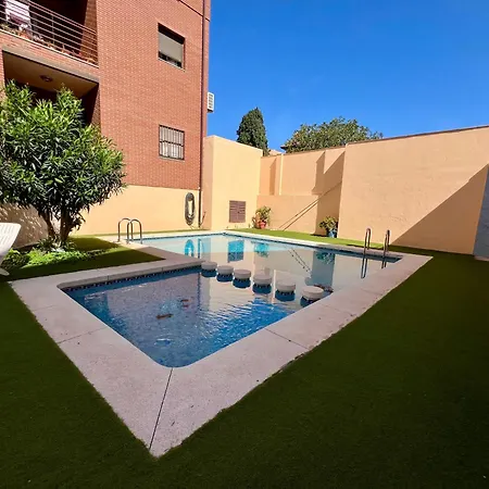 Urban Retreat With Views & Terrace Malaga