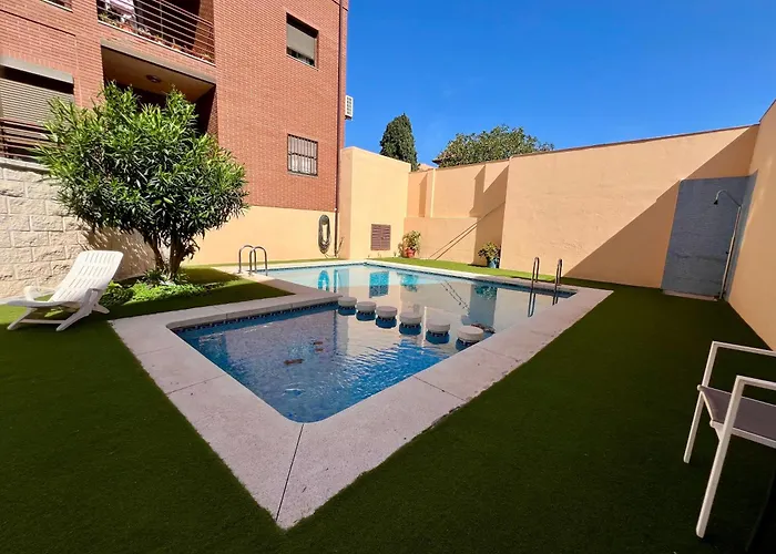 Urban Retreat With Views & Terrace Málaga